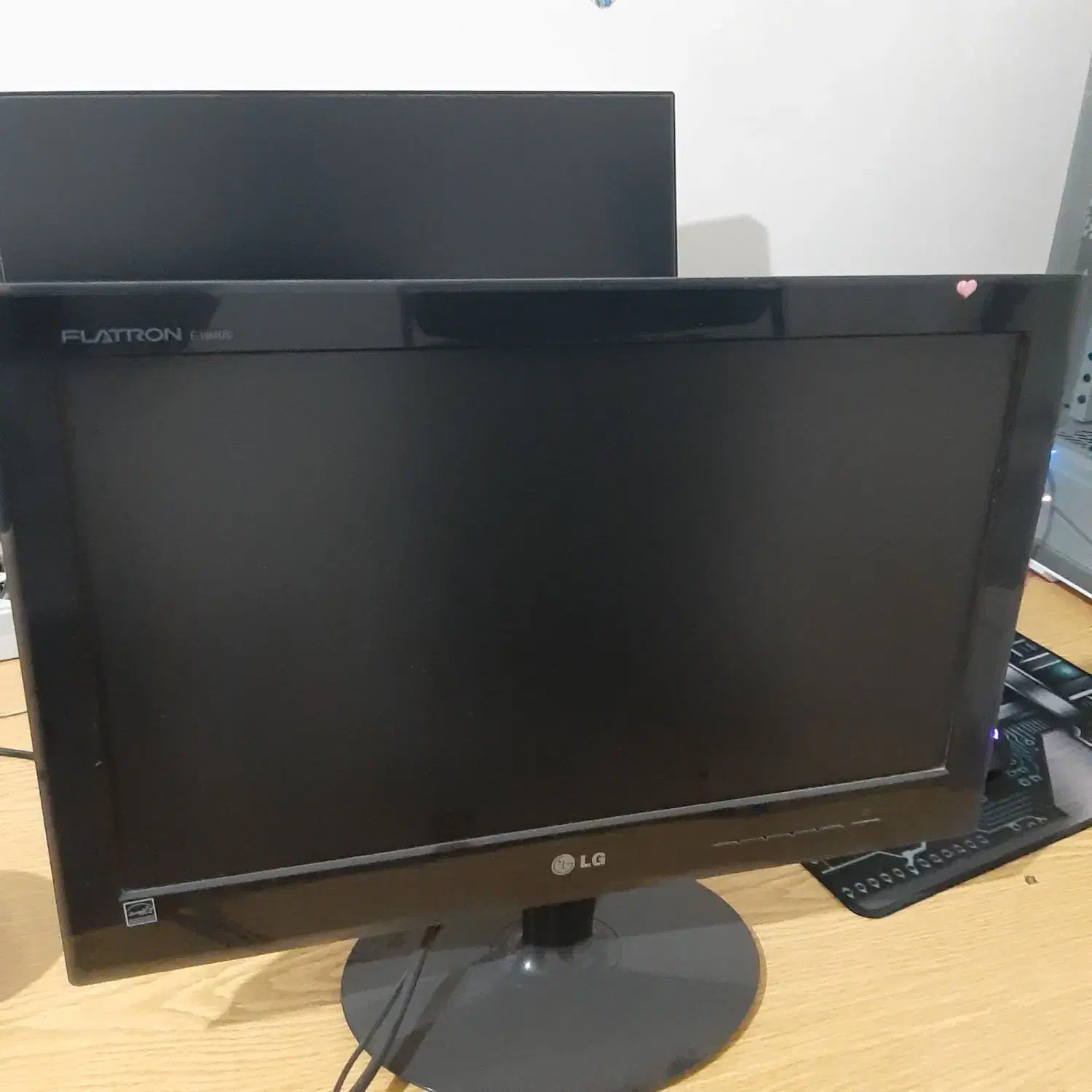 مانیتور  ال جی ۱۹ اینچ|قطعات و لوازم جانبی رایانه|ارومیه, |دیوار