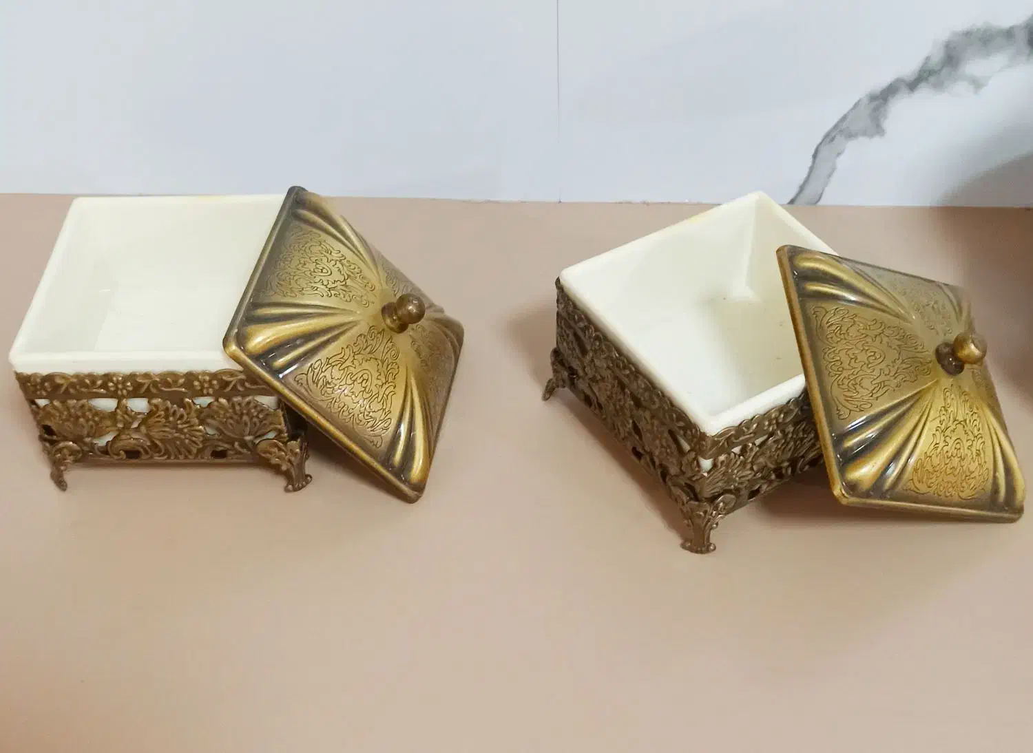 سرویس پذیرایی ۵پارچه آنتیک|ظروف سرو و پذیرایی|گرگان, |دیوار