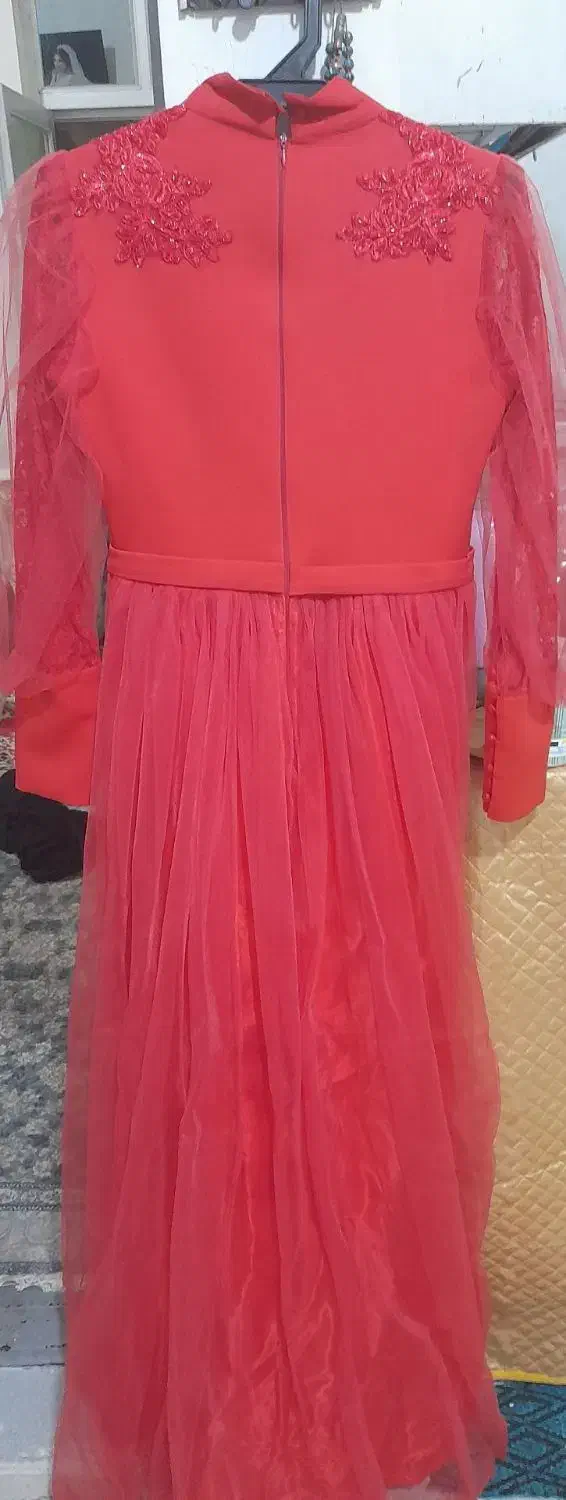 مجلسی زیبا|لباس|پارس‌آباد, |دیوار