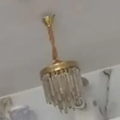 لوستر کریستال نو نو اصلا استفاده نشده بالامپ|لوستر و چراغ آویز|فولادشهر, فولادشهر|دیوار