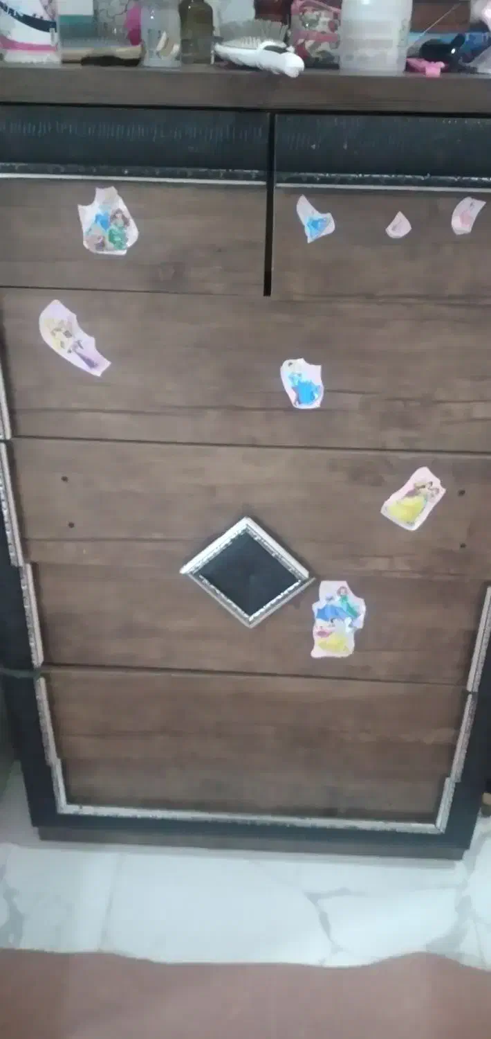 کمد|جاکفشی، کمد، دراور|بم, |دیوار