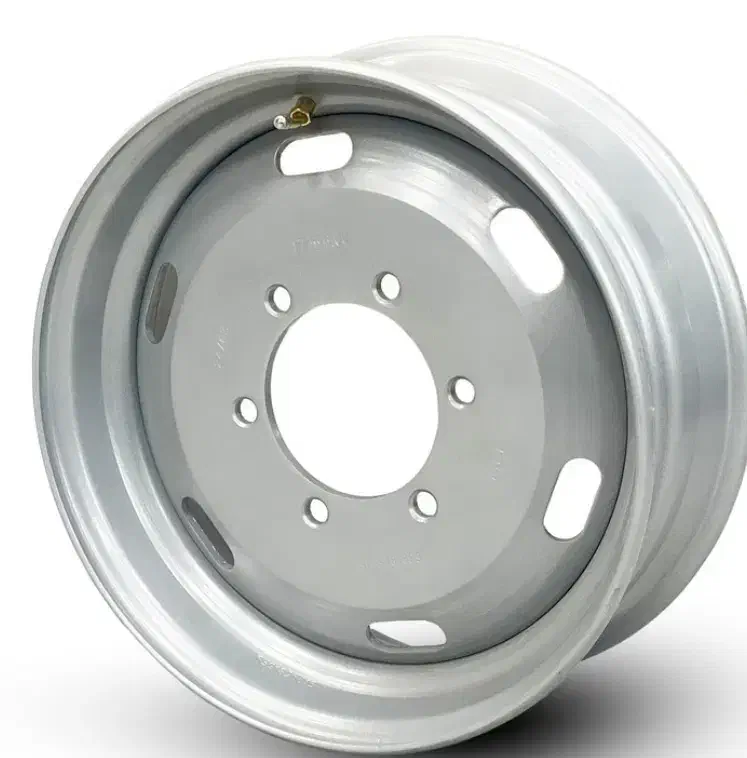 رینگ لاستیک تیوبلس نیسان سایز ۱۶ و ۱۷.۵نو دست دو|قطعات یدکی و لوازم جانبی|آستانه اشرفیه, |دیوار