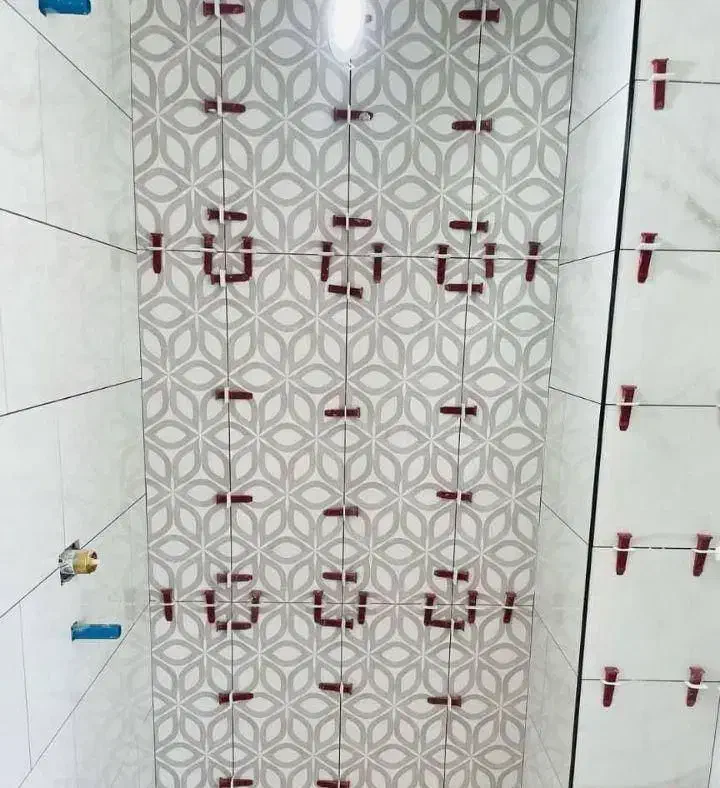 استاد کار ماهر کاشیکار و سرامیک کار|خدمات پیشه و مهارت|رشت, یخسازی|دیوار