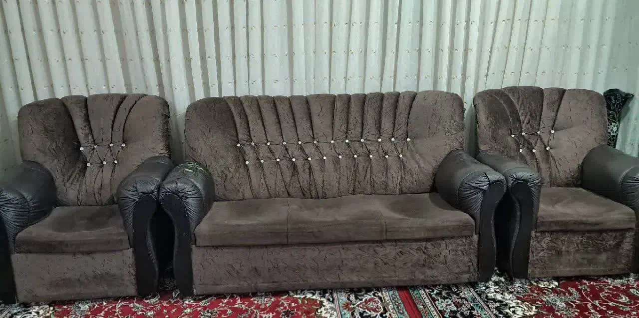 مبل راحتی|مبلمان خانگی و میز عسلی|قم, دورشهر|دیوار