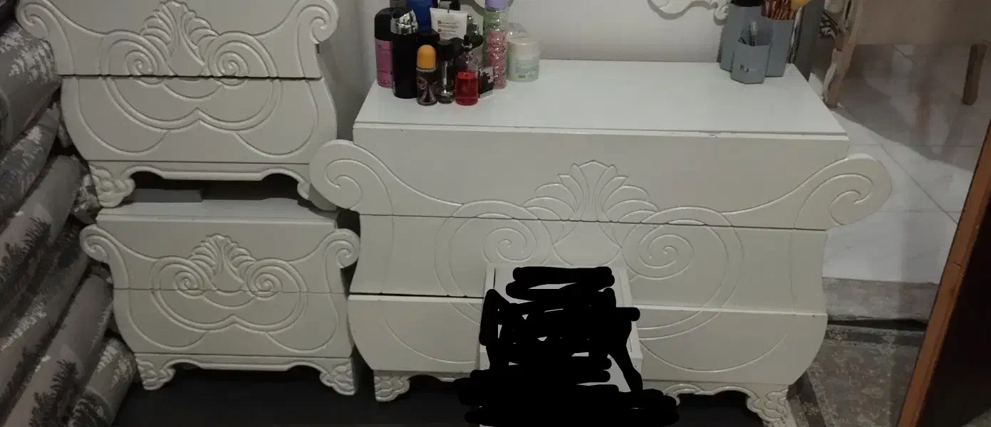 تخت دو نفره میز ارایشی در حد نو|تخت و سرویس خواب|الیگودرز, |دیوار