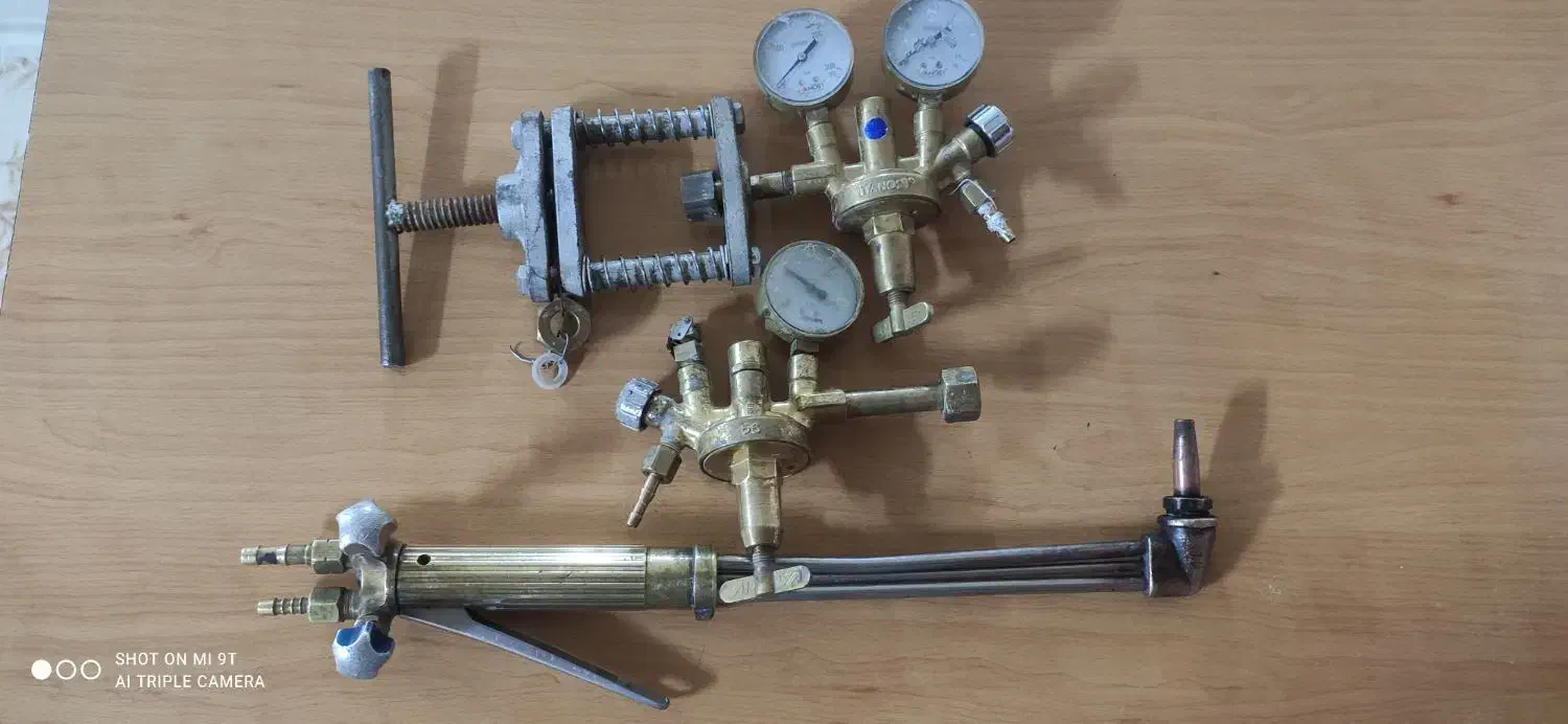 مانومتر و سرپیک هوا برش|ابزارآلات|قرچک, مهدیه|دیوار