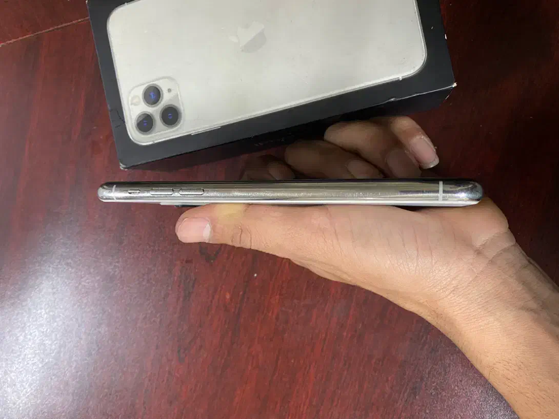 ۱۱ پرومکس در حد تک سیم|موبایل|تهران, جمالزاده|دیوار