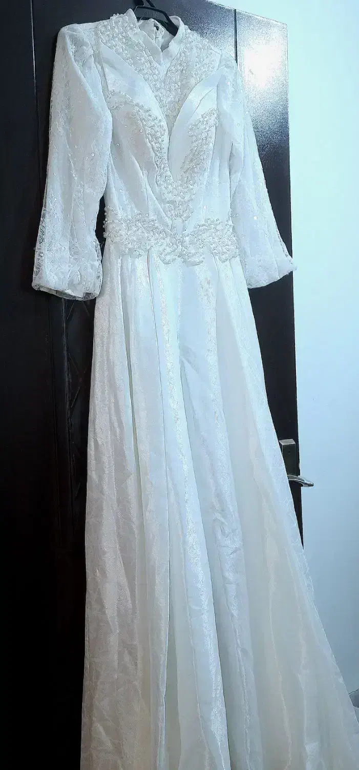 لباس عقد|لباس|خسروشاه, |دیوار