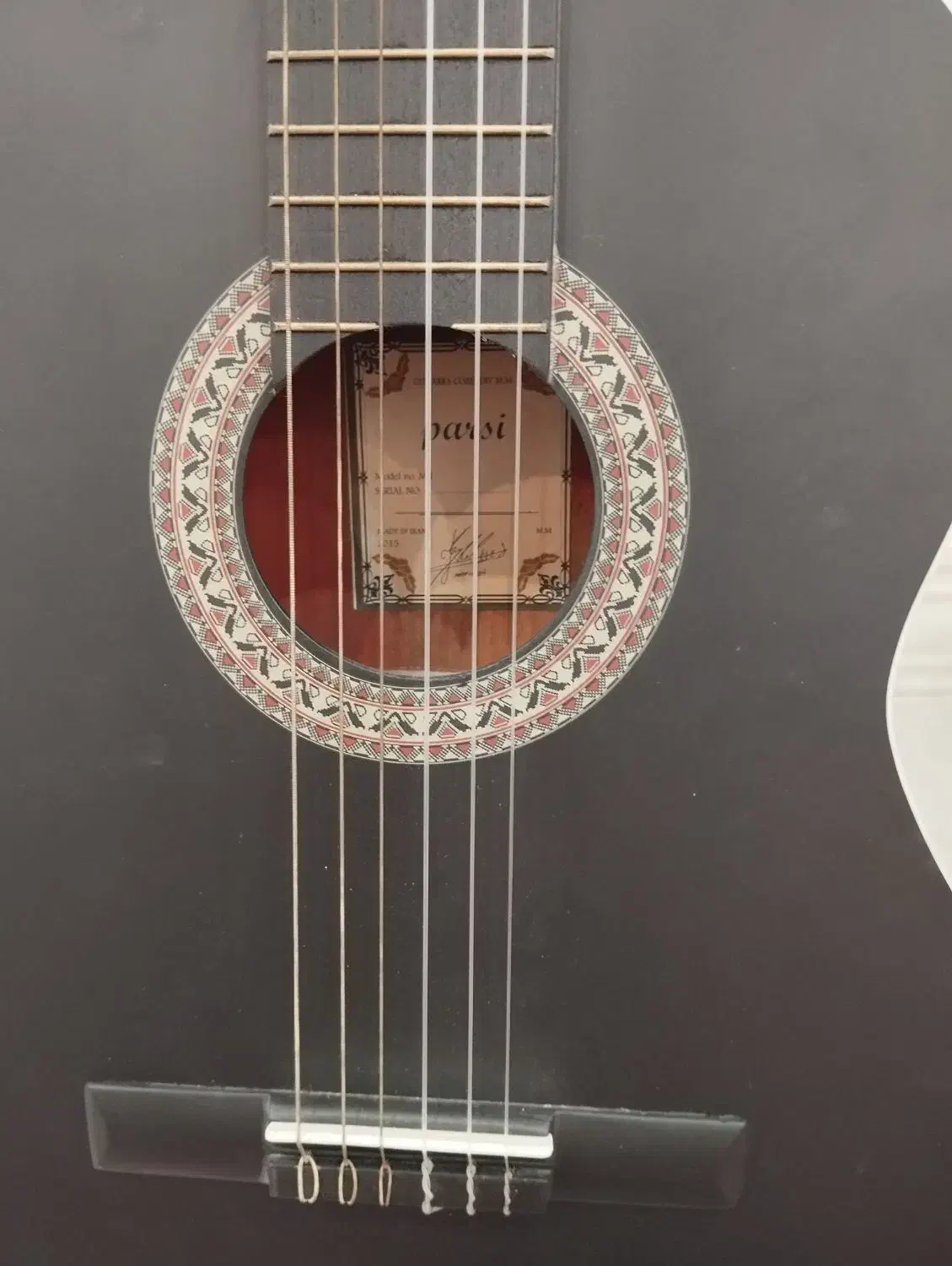 گیتار کلاسیک پارسی|گیتار، بیس، امپلیفایر|آبادان, |دیوار