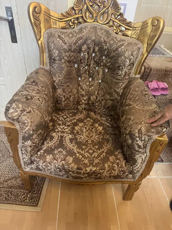 مبل ۷ نفره|مبلمان خانگی و میز عسلی|خوی, |دیوار