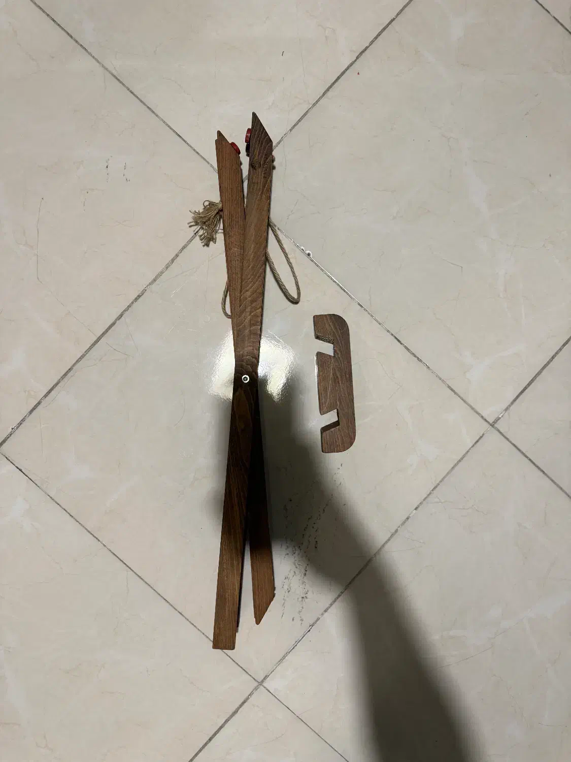 پایه ساز هنگدرام|سازهای سنتی|تهران, جمال‌زاده|دیوار