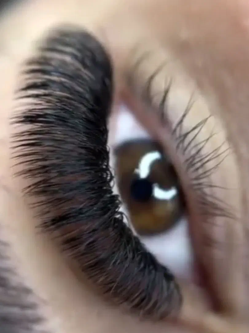 با مژه معجزه کن اکستنشن مژه با ظاهری طبیعی|خدمات آرایشگری و زیبایی|هشتگرد, هشتگرد قدیم|دیوار