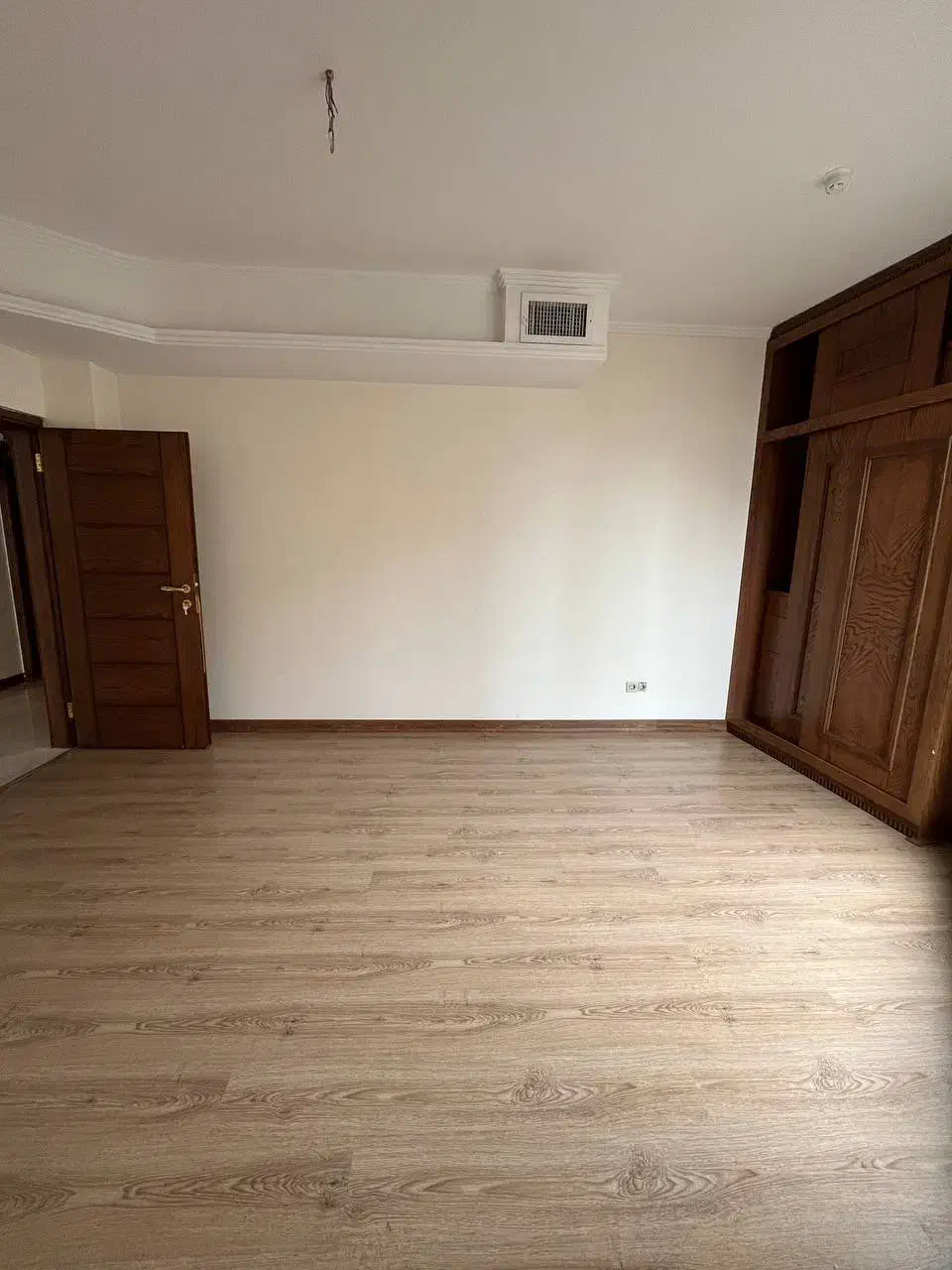 نیاوران۱۱۵متر.نوساز.ویو ابدی