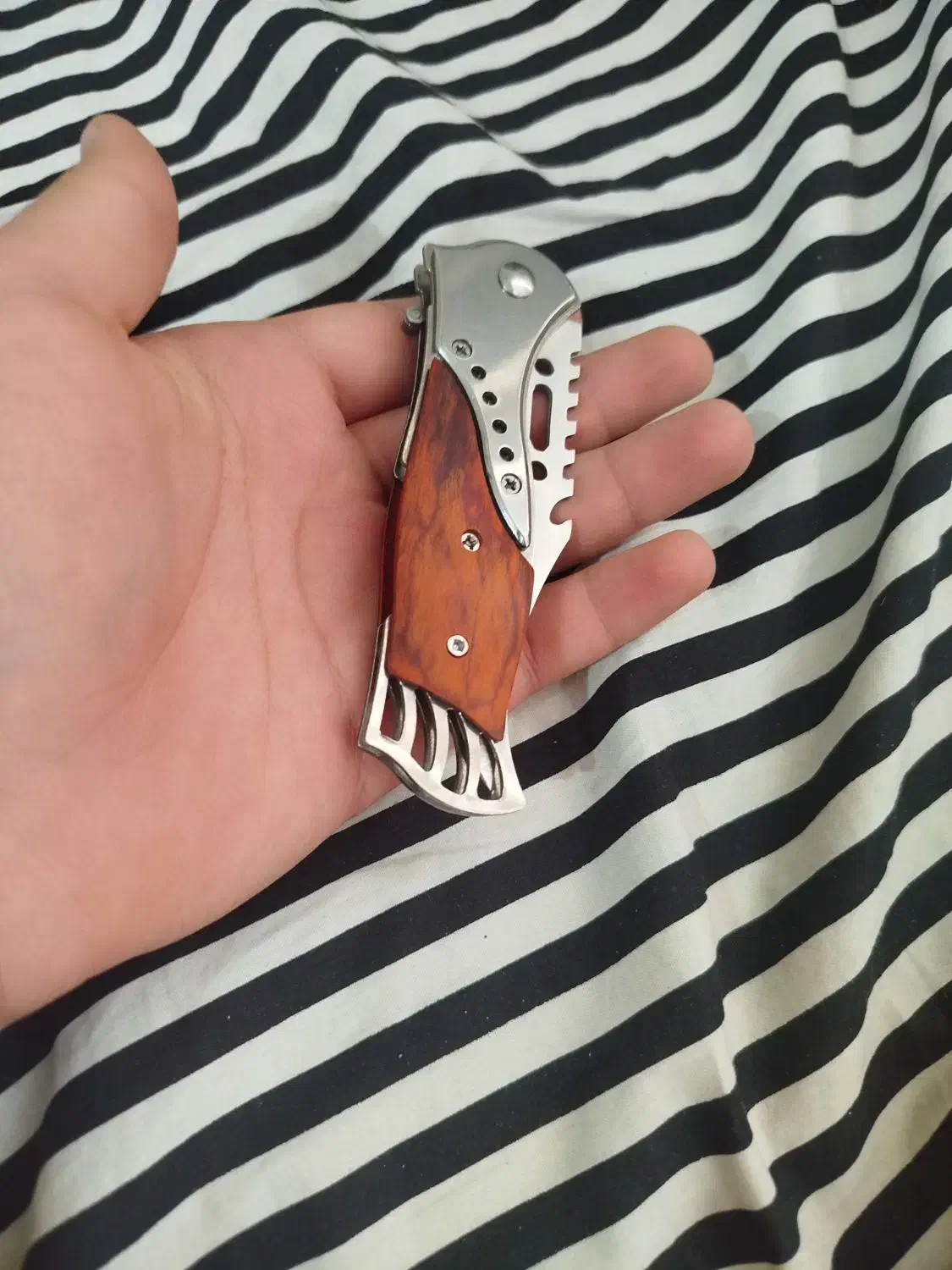 چاقوی کوهنوردی ضامن دار|کوهنوردی و کمپینگ|اصفهان, بهارستان (مخابرات)|دیوار