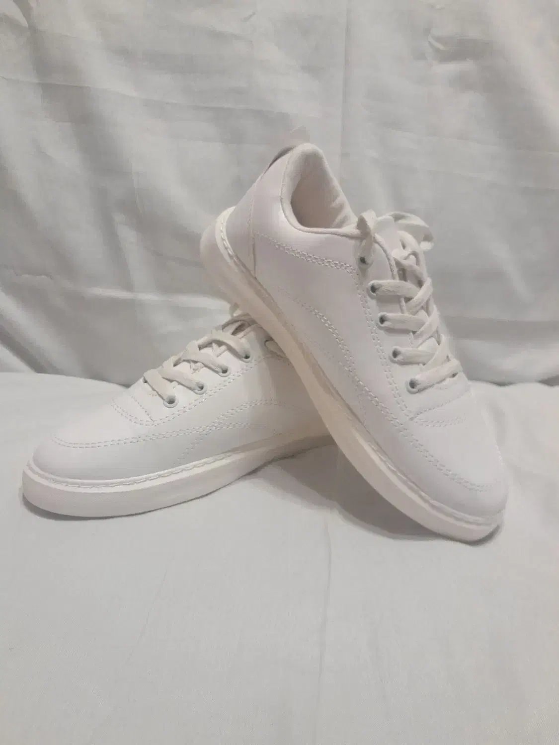 ونس سفید . سایز 38 .|کیف، کفش، کمربند|صفادشت, |دیوار