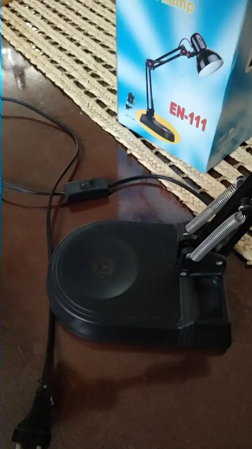 چراغ مطالعه|لامپ و چراغ|کرج, شهرک فهمیده|دیوار