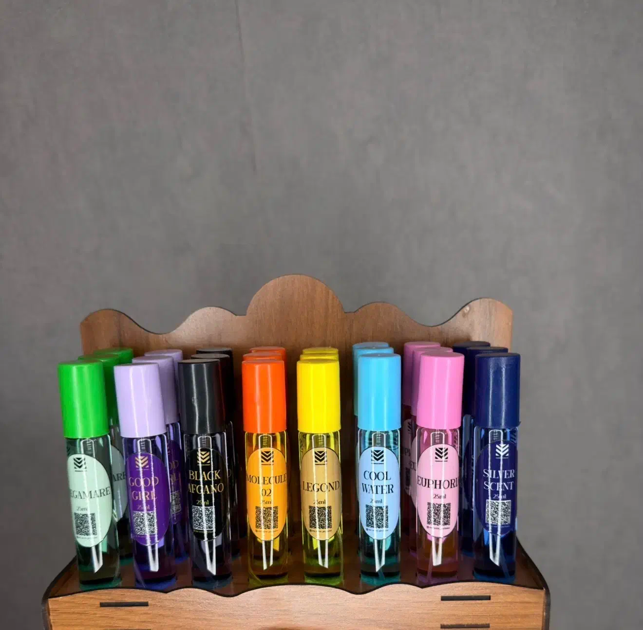 فروش ادکلن های فروشگاهی و استندی عمده|آرایشی، بهداشتی، درمانی|یزد, |دیوار