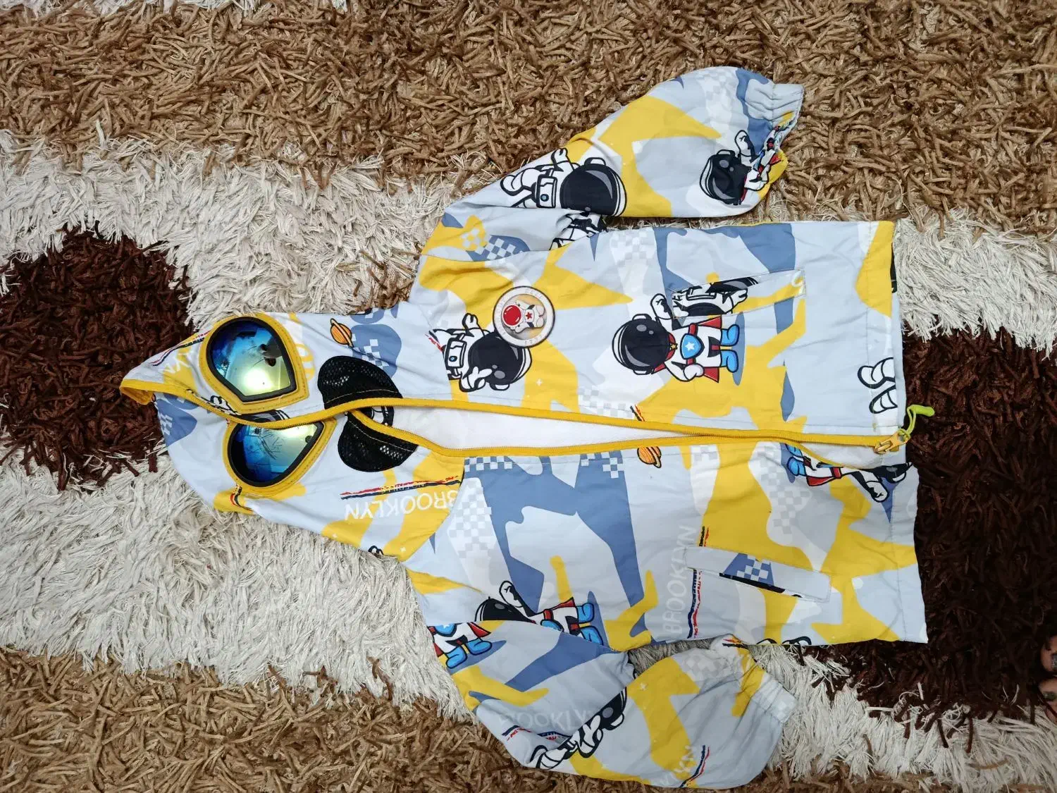 کاپشن دخترانه و پسرانه|کفش و لباس بچه|شیراز, شهرک سراج|دیوار