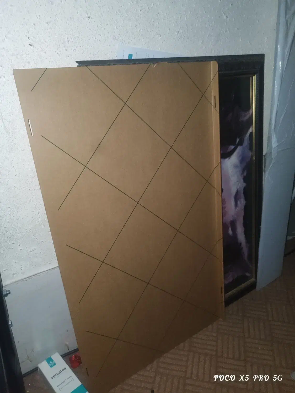 گلس تلویزیون ۳۲ اینچ|تلویزیون و پروژکتور|شیراز, پودنک|دیوار