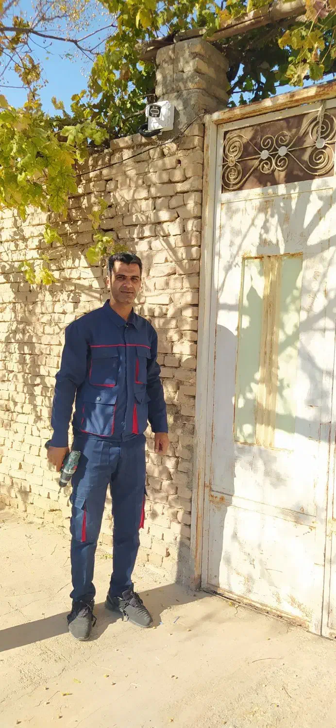 فروش و نصب دوربین مداربسته،دزدگیر،کرکره برقی و جک|خدمات پیشه و مهارت|کاشمر, |دیوار