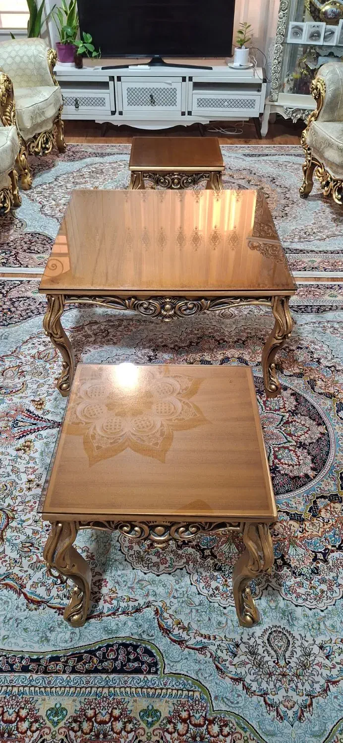 مبل سلطنتی در حد نو|مبلمان خانگی و میز عسلی|جهرم, |دیوار