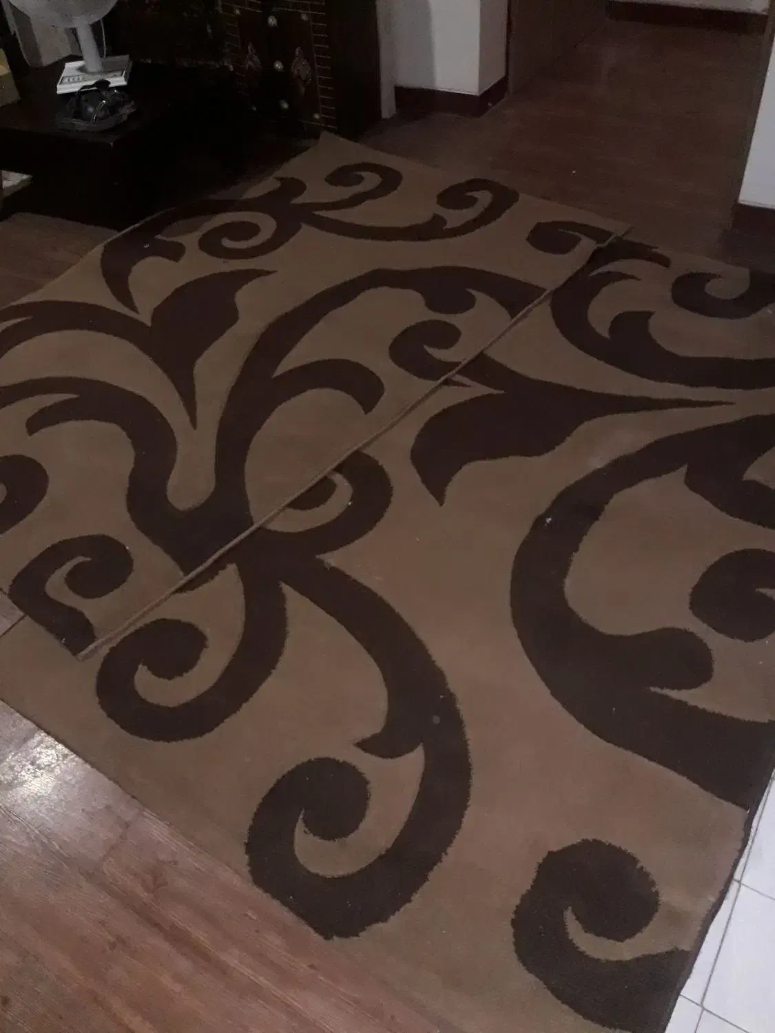 ۶عدد گلیم ۲تا۶ متر دوتا ۴ متر و۲تا سه متری سالم|گلیم، جاجیم، گبه|فولادشهر, فولادشهر|دیوار