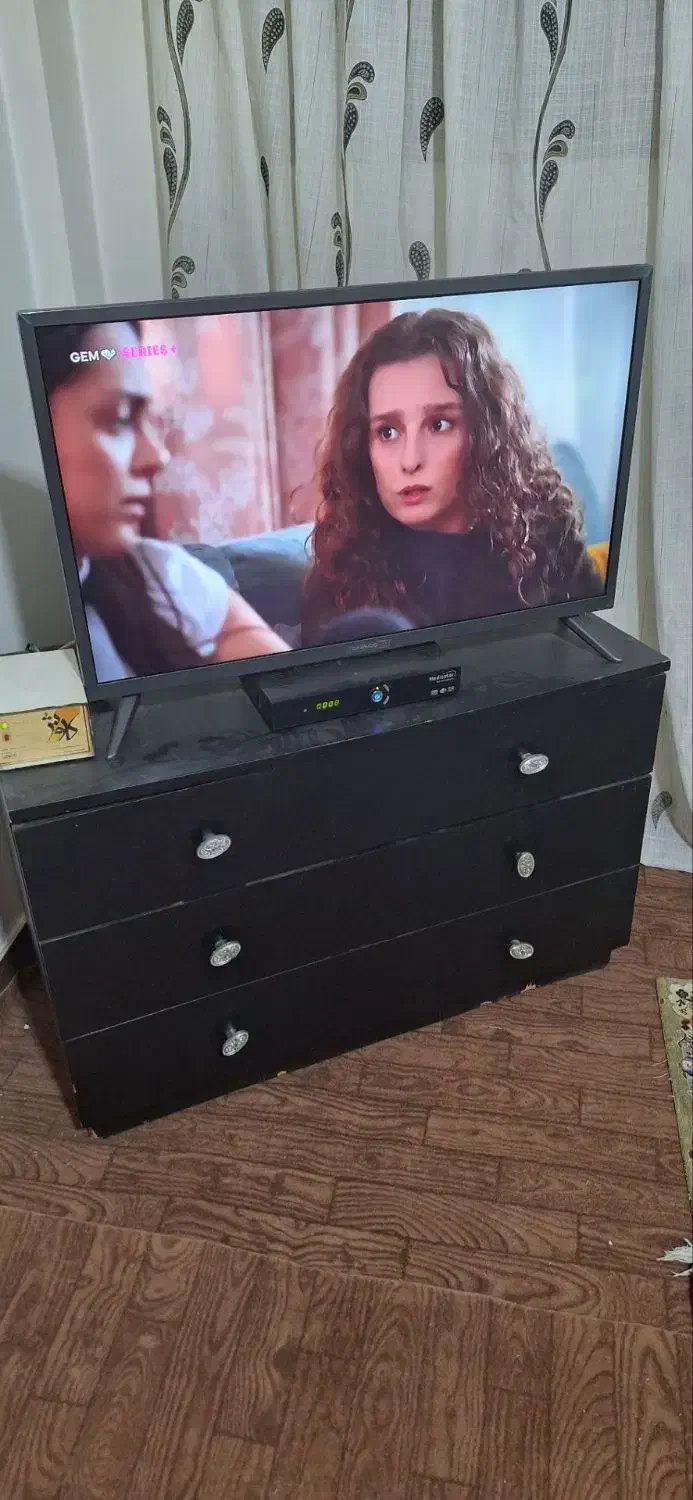 تلوزیون ال ای دی ۳۲|تلویزیون و پروژکتور|ملارد, |دیوار