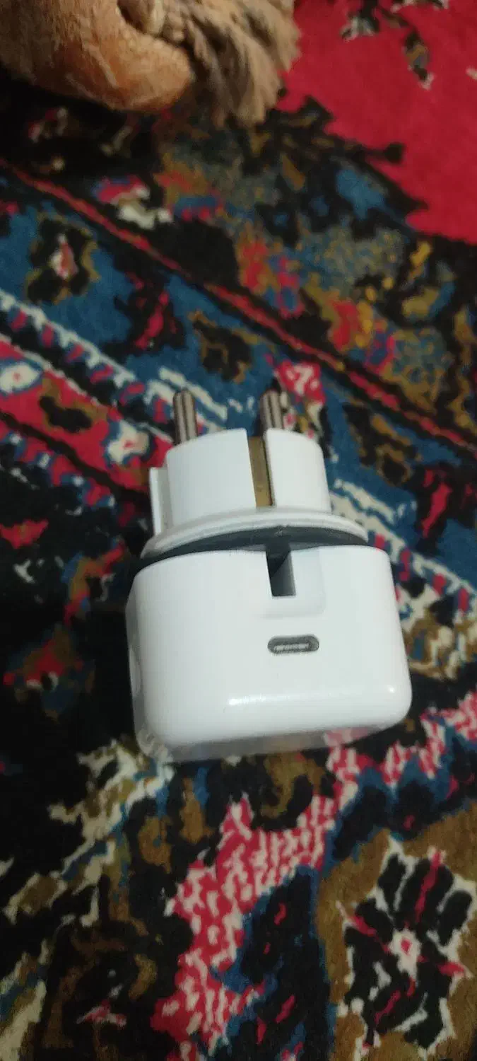 شارژر مگ سیف 60 وات و 20 وات آیفون اصلی|لوازم جانبی موبایل و تبلت|یزد, |دیوار