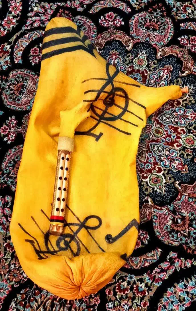 ساز نی انبان نی هنبان|سازهای بادی|کرمان, |دیوار