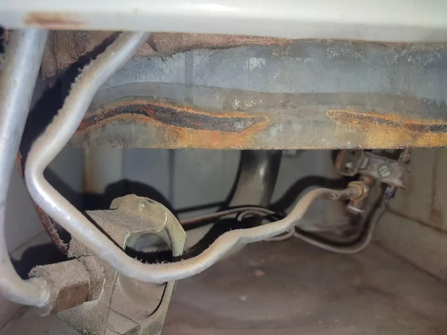 آبگرمکن دیواری|آبگرمکن، پکیج، شوفاژ|شیراز, قلعه نو|دیوار