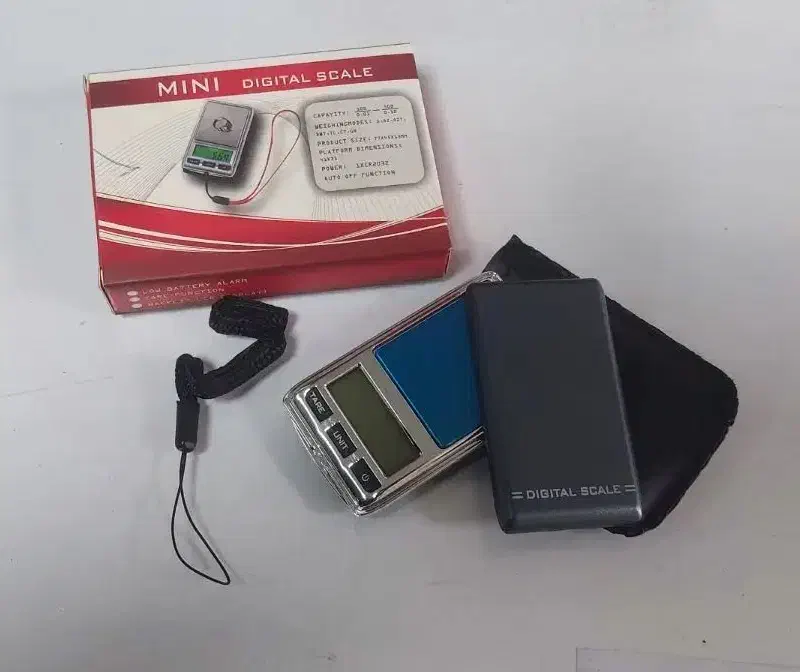 فروش انواع ترازوهای گرمی و آشپزخونه و نفرکش|فروشگاه و مغازه|یزد, |دیوار