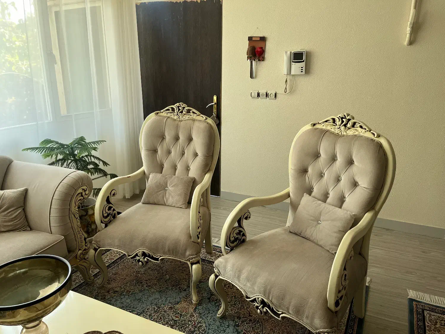 مبل هفت نفره|مبلمان خانگی و میز عسلی|شاهینشهر, مخابرات (شهید بهشتی)|دیوار