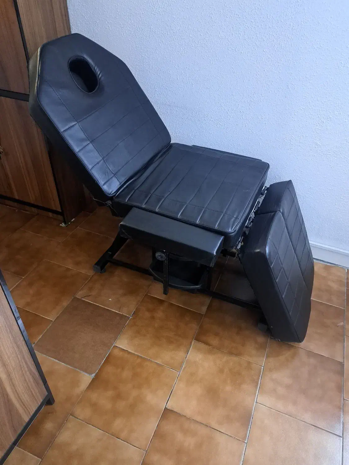 تخت تاشو|صندلی و نیمکت|تهران, نیروی دریایی|دیوار