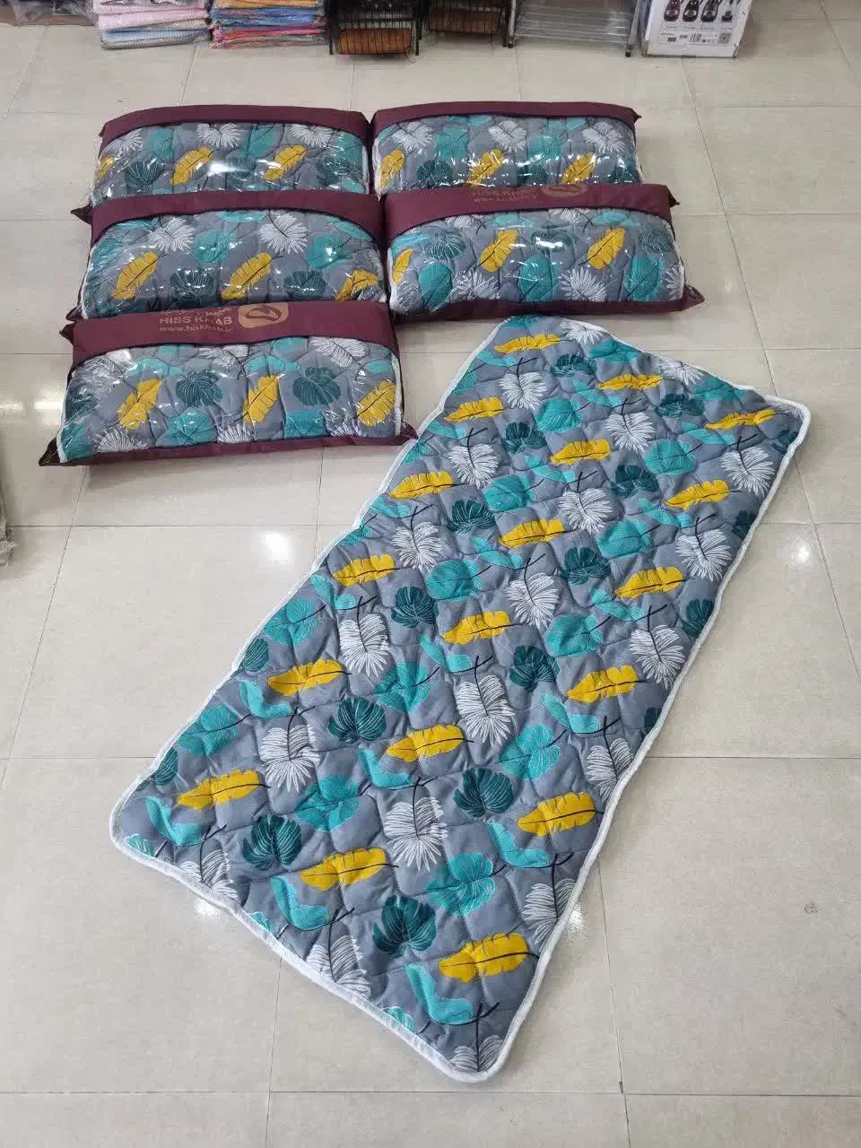 بالشت و تشک/کار شرکتی /مدل میهمان|رختخواب، بالش، پتو|قم, علی آباد سعدگان|دیوار