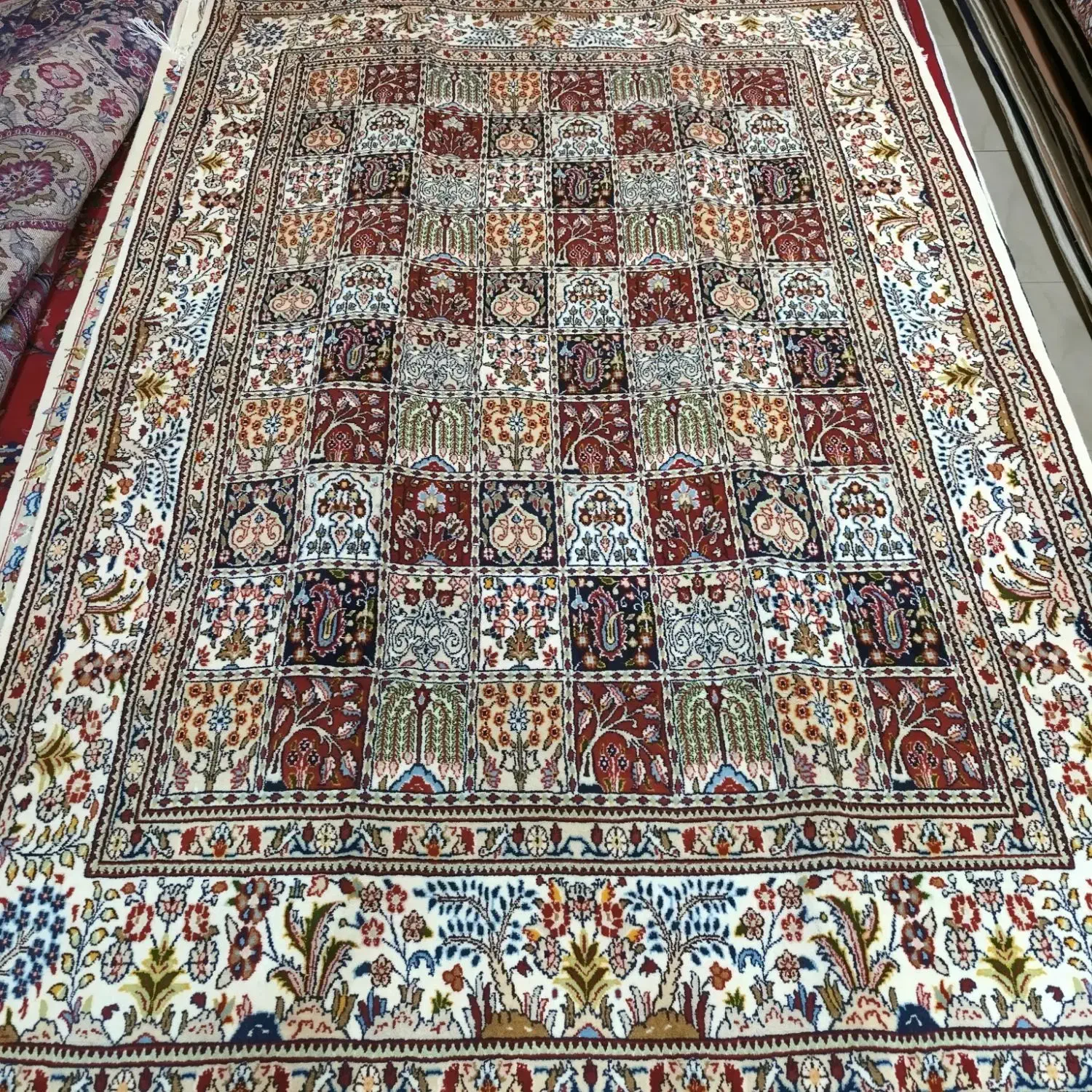 ۴متری بیرجند دستباف|فرش|تهران, سنائی|دیوار