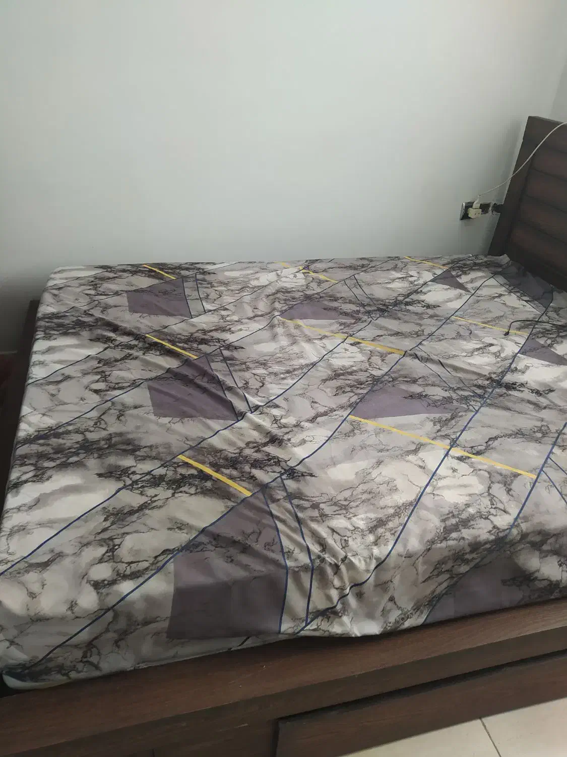 تشک خوشخواب|تشک تختخواب|رشت, جهاد|دیوار