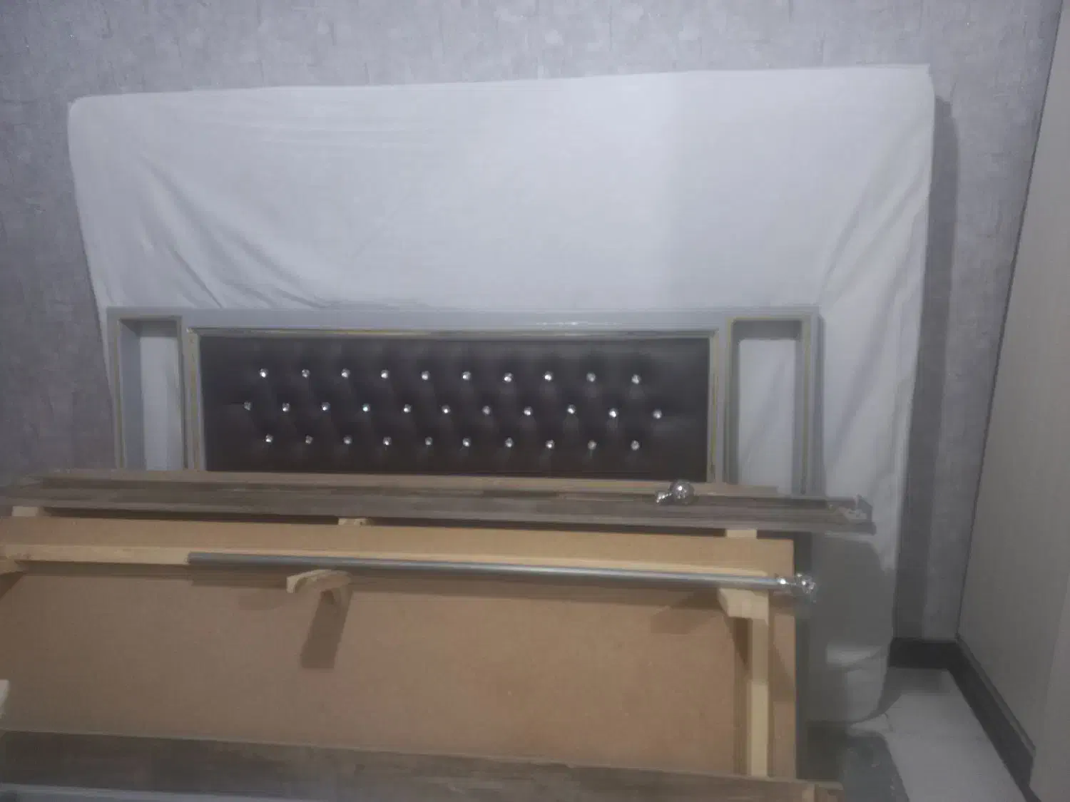 ت.ت ۲ نفره|تخت و سرویس خواب|همدان, |دیوار