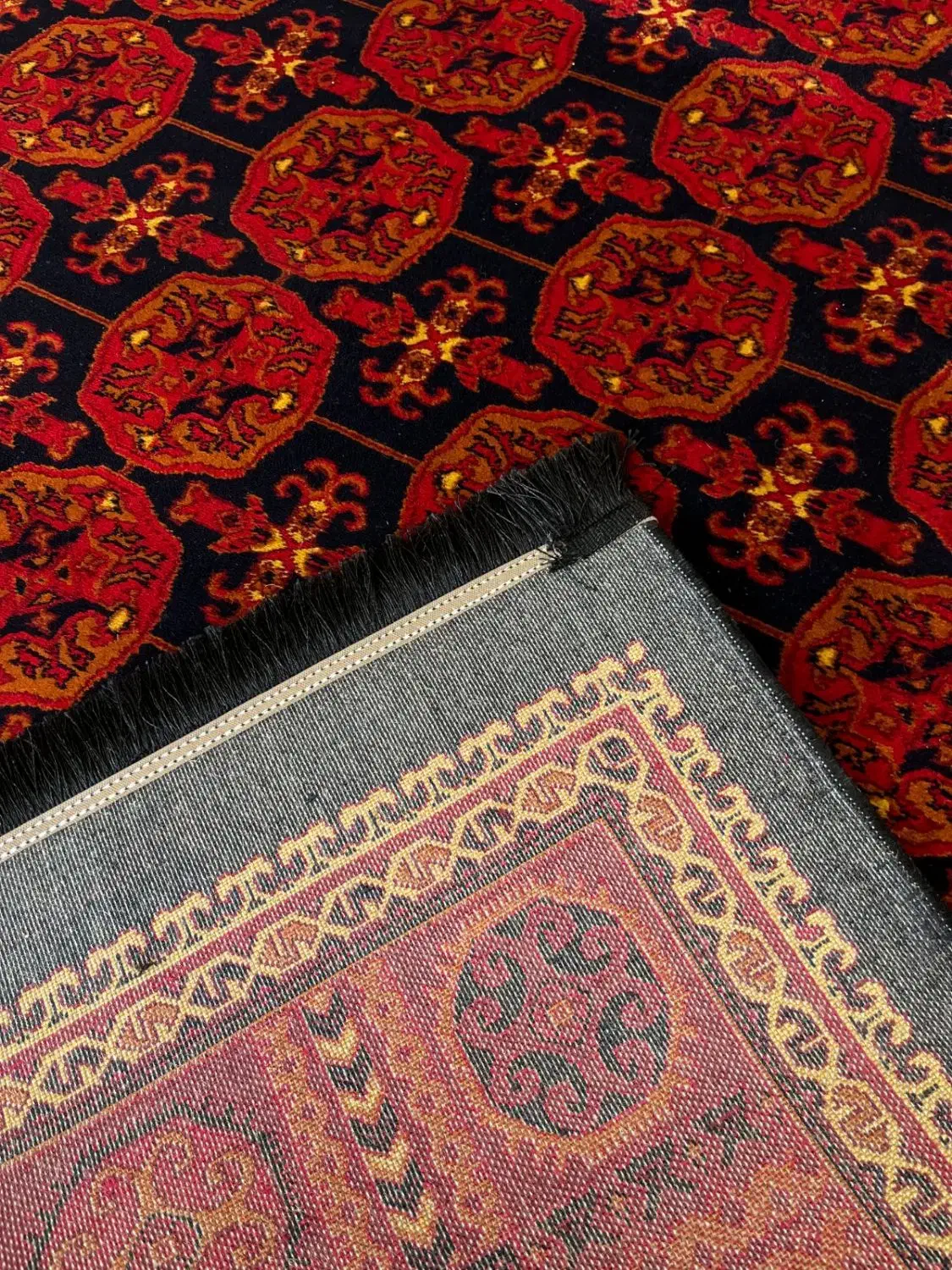 فرش نو طرح سنتی|فرش|شیراز, حومه شیراز|دیوار