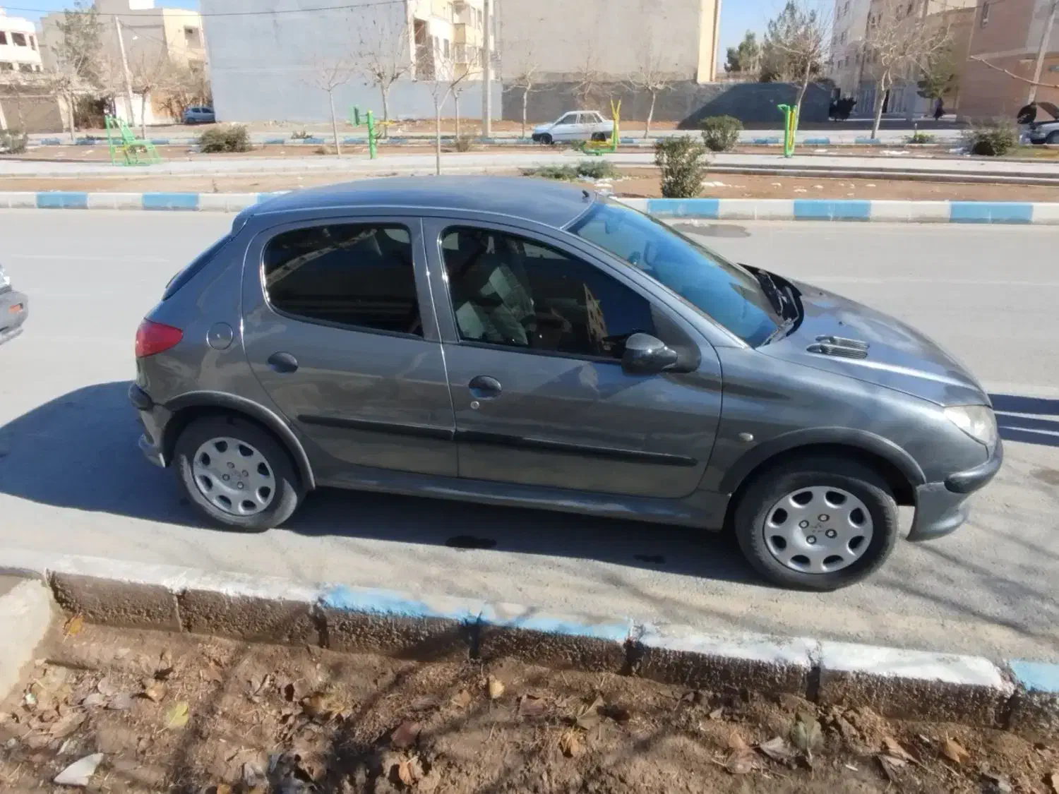 پژو206مدل85|خودرو سواری و وانت|شاهین‌شهر, شهرک گلدیس|دیوار