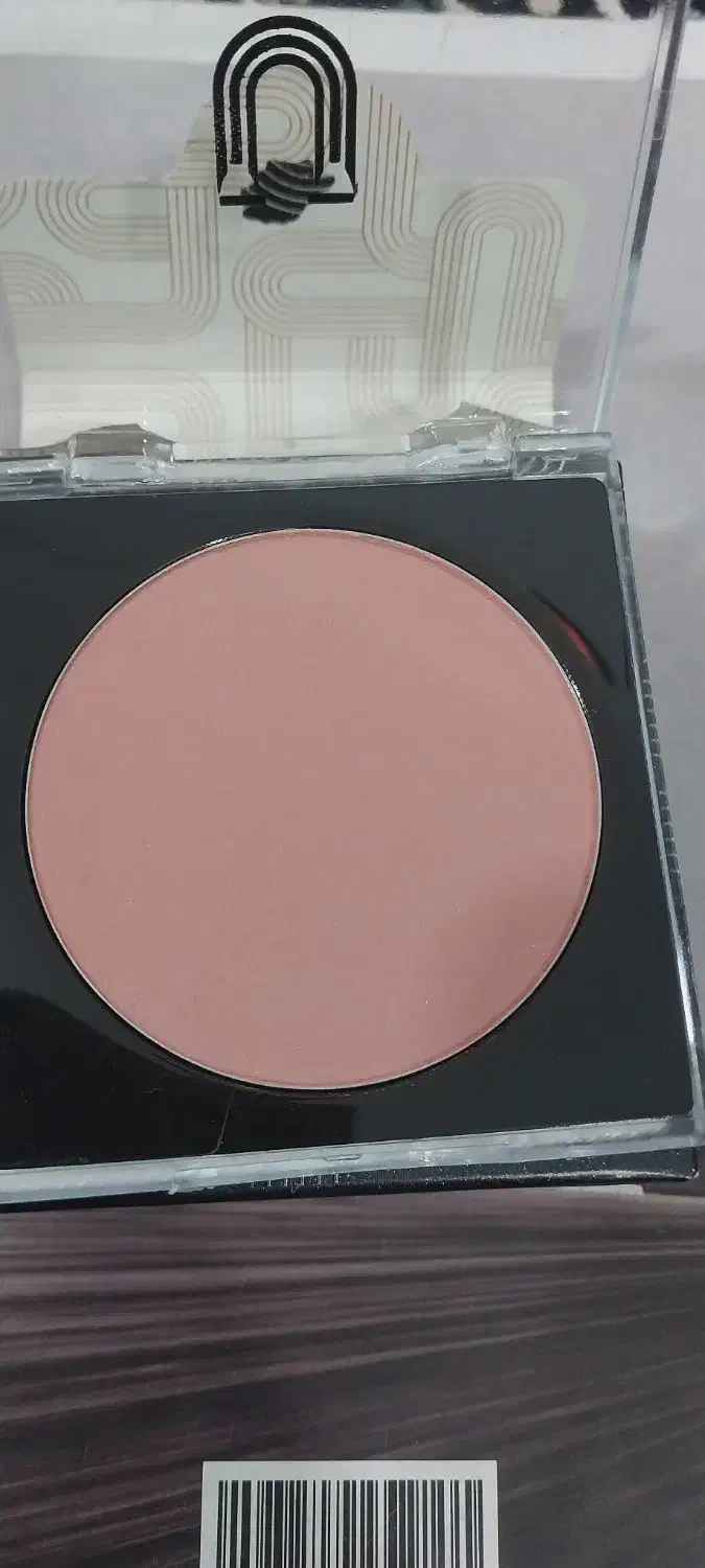 رژگونه لاکچری کوین|آرایشی، بهداشتی، درمانی|سراوان, |دیوار