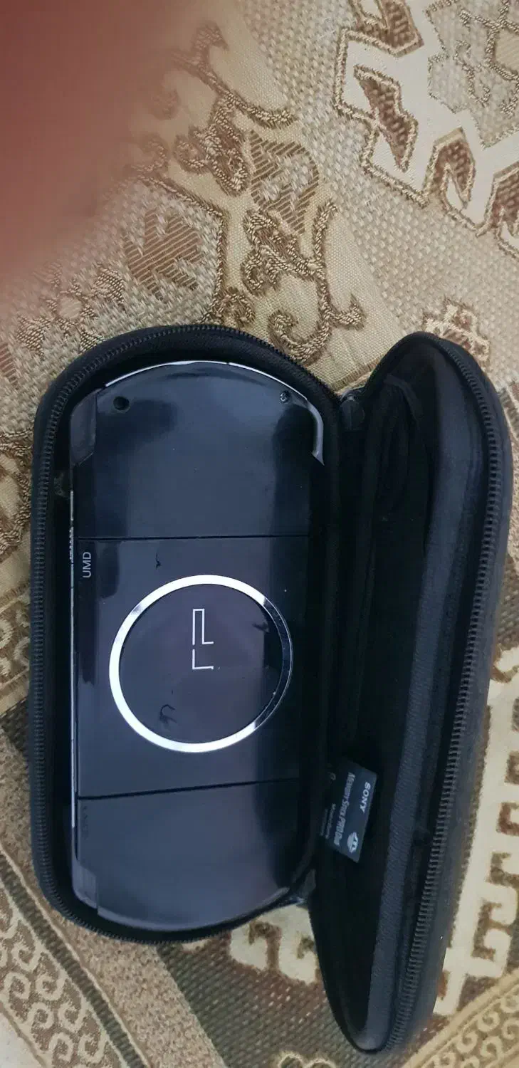 پی اس پی سونی اصل نیاز به تعمیر ساعت بازدید۸شب به|کنسول، بازی ویدئویی و آنلاین|شیراز, شهرک مهدی‌آباد|دیوار