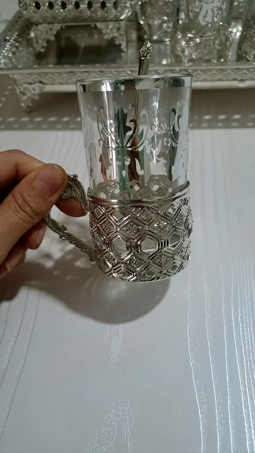 ست چایخوری شامل سینی .قندان .شش عددفنجان وقاشق|ظروف سرو و پذیرایی|شهریار, شهرک بهاران (ویره)|دیوار