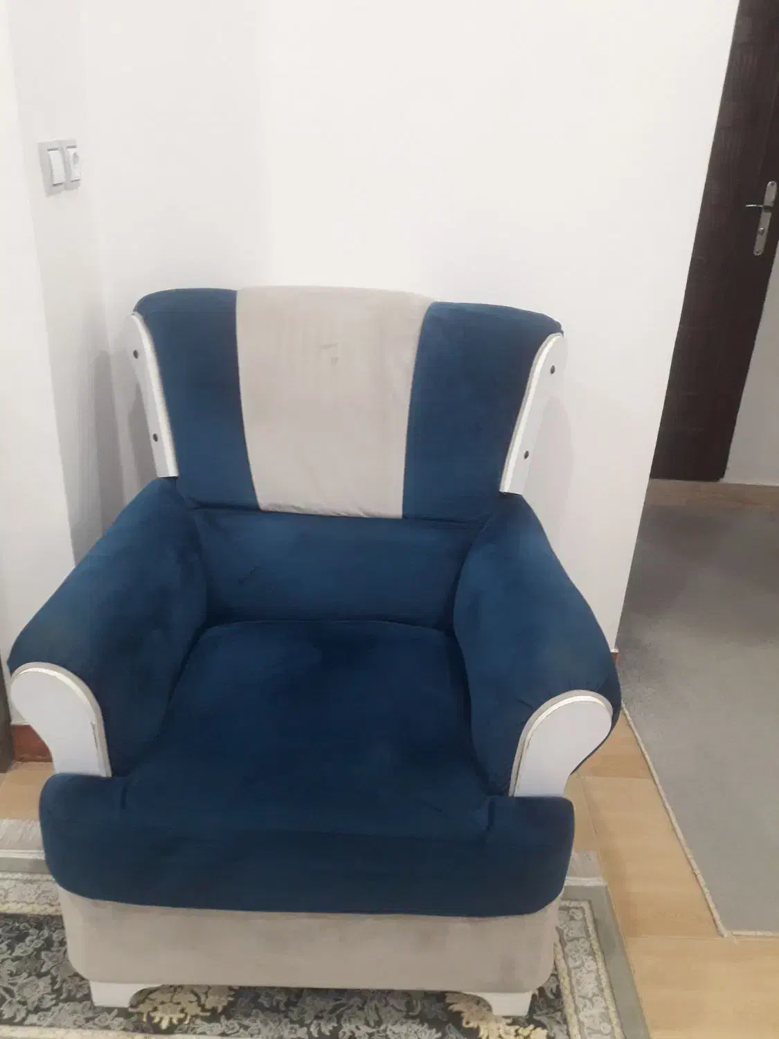 مبل راحتی|حراج|رشت, باهنر|دیوار