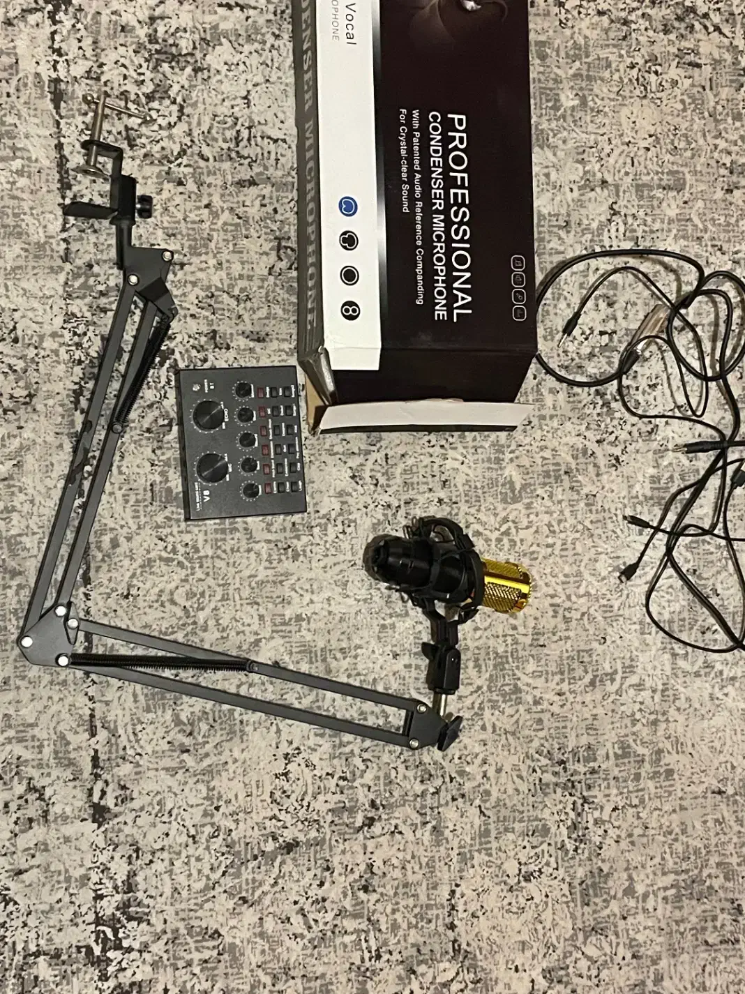 میکروفن کندانسر مدل legendary vocal|آلات موسیقی|ساری, |دیوار