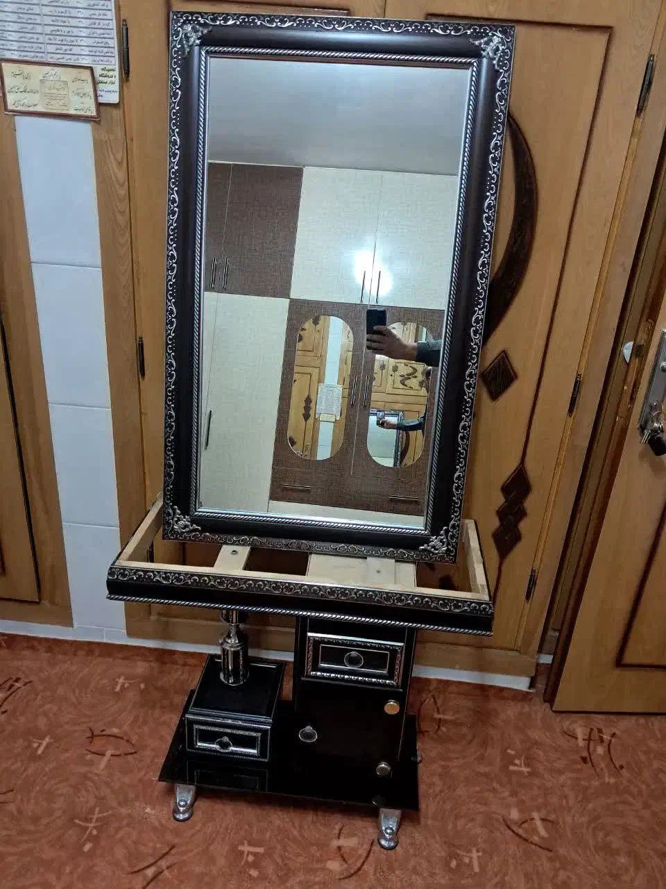 کلیه اجناس فروشی|تخت و سرویس خواب|خمینی‌شهر, |دیوار