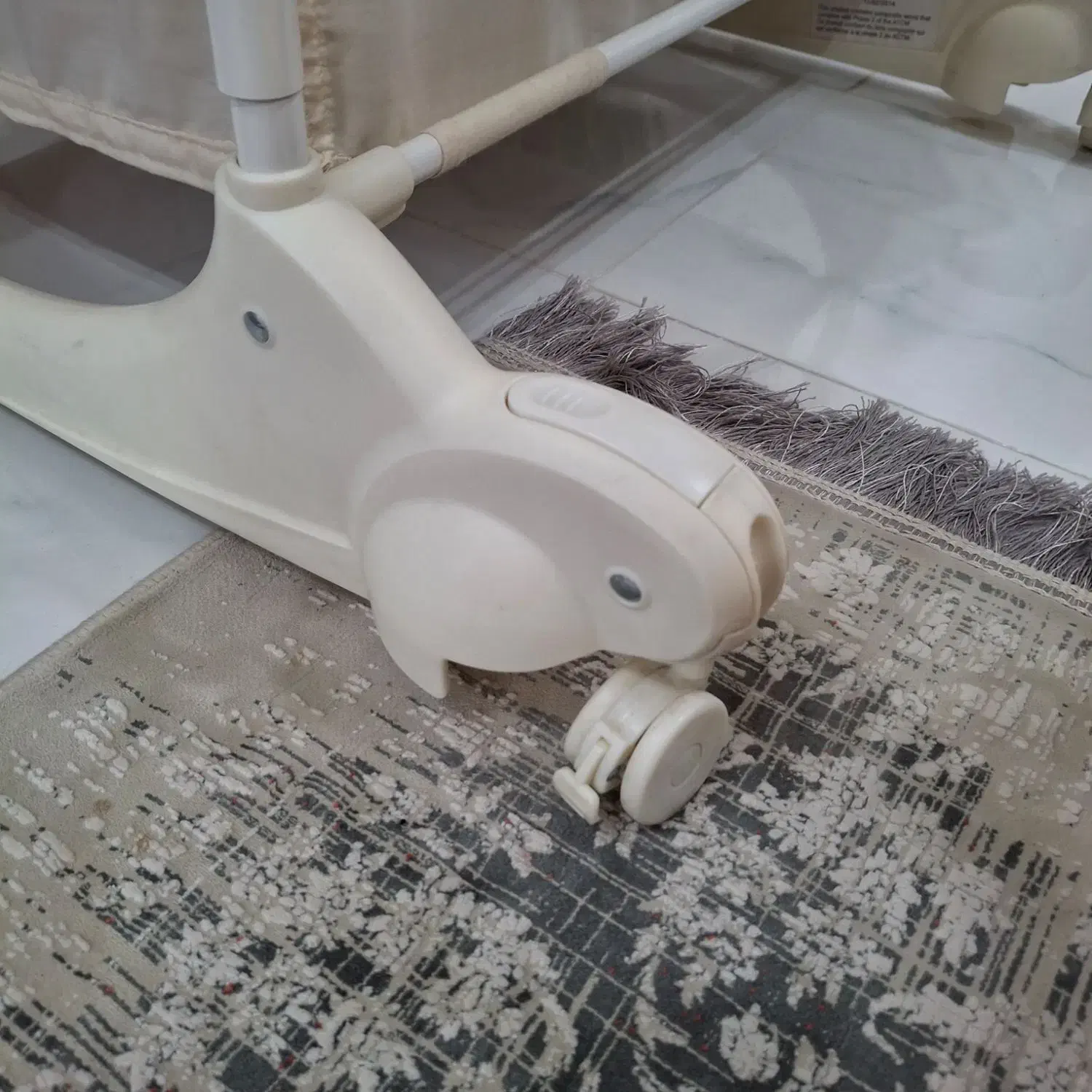 لوازم نوزاد|تخت و سرویس خواب|رشت, دخانیات|دیوار