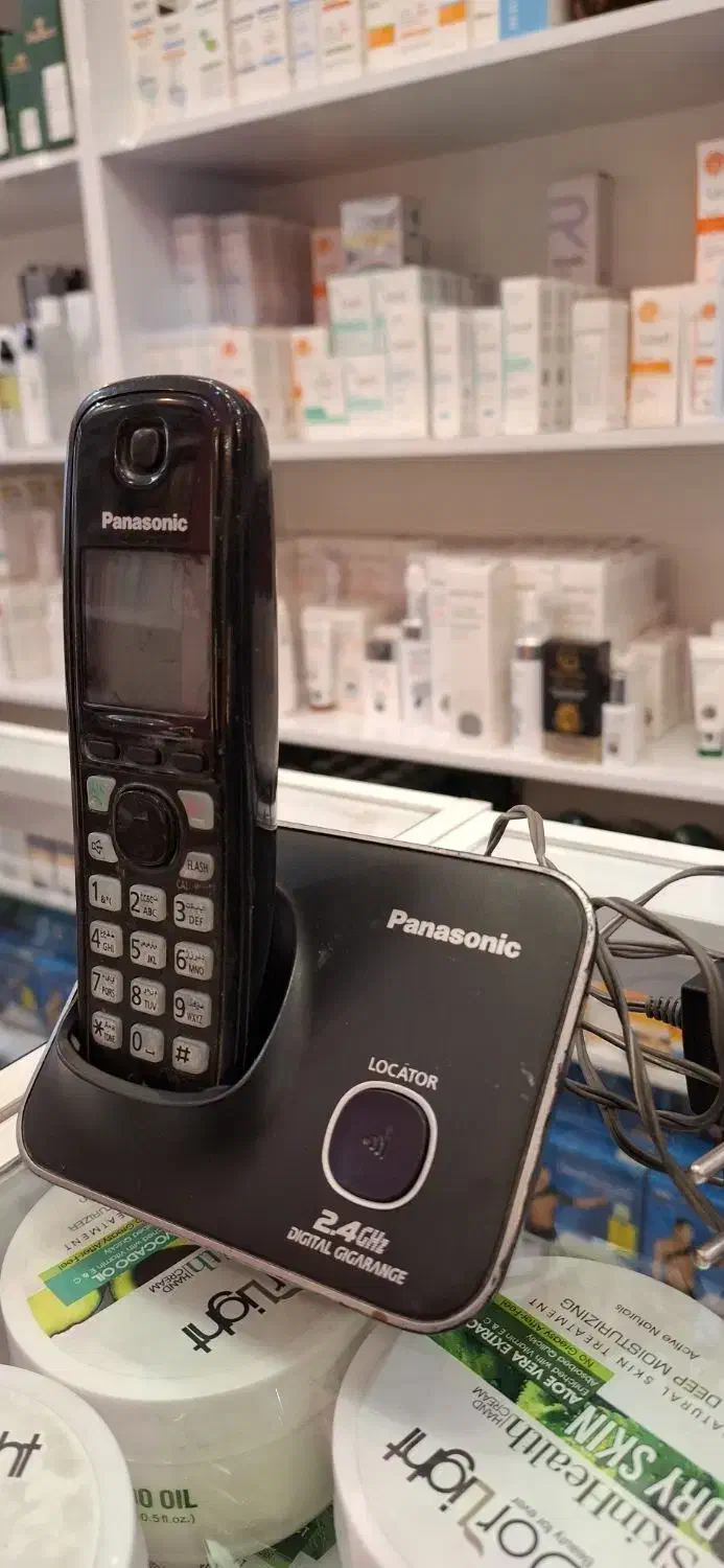 تلفن بیسیم پاناسونیک رومیزی معمولی و حرفه ای|تلفن رومیزی|مشهد, هفت تیر (حافظ)|دیوار