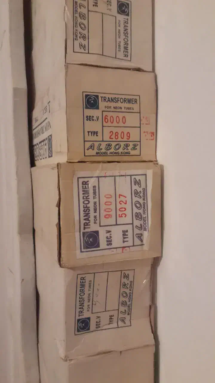 ترانس نئون حراج|مصالح و تجهیزات ساختمان|قم, انصارالحسین|دیوار