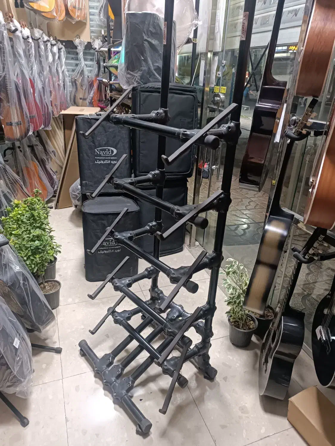 پایه ایستاده ارگ 5طبقه|پیانو، کیبورد، آکاردئون|نسیمشهر, |دیوار