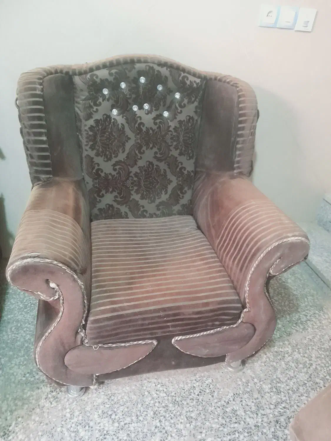 مبل دست دو|مبلمان خانگی و میز عسلی|حمیدیا, |دیوار